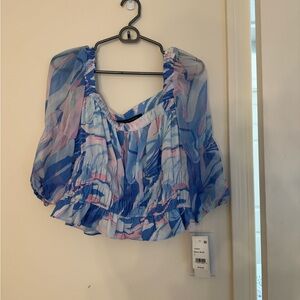 French Connection top size L. New with tags never been worn!